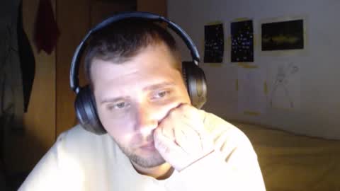 Snapshot of littlealien7 chatting on November 2025 12:49:02 PM littlealien7 online show from November 2025 12:49:02 PM