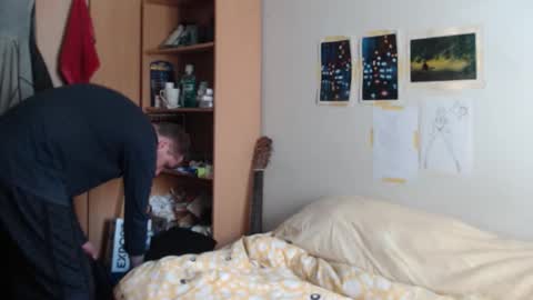 Snapshot of littlealien7 chatting on November 2025 07:02:02 PM littlealien7 online show from November 2025 07:02:02 PM