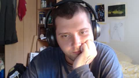 Snapshot of littlealien7 chatting on November 2025 02:45:02 AM littlealien7 online show from November 2025 02:45:02 AM