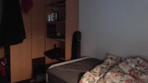 Snapshot of littlealien7 chatting on February 2026 12:12:01 PM littlealien7 online show from February 2026 12:12:01 PM