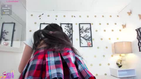 Ari online show from February 2025 07:16:02 PM