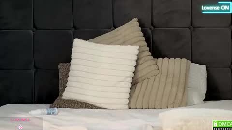 littleblondbunny online show from June 2026 03:25:01 AM