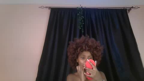 Snapshot of littlebunny2_ chatting on February 2026 11:22:01 PM littlebunny2 online show from February 2026 11:22:01 PM