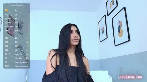 Snapshot of littlee_emilyy_ chatting on December 2024 10:08:02 PM Emily  online show from December 2024 10:08:02 PM