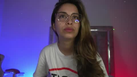 littlee_emma_ online show from July 2026 01:34:01 AM