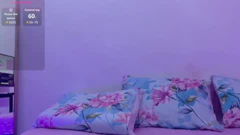 Snapshot of littleeaprill chatting on February 2026 12:54:02 PM April online show from February 2026 12:54:02 PM