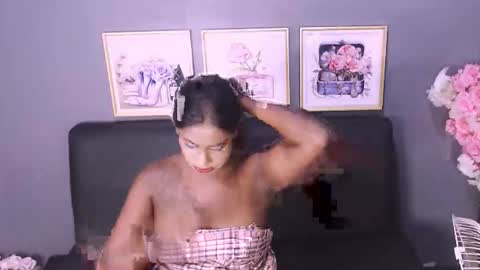 Snapshot of littleindianmilf chatting on January 2025 12:04:02 PM littleindianmilf online show from January 2025 12:04:02 PM