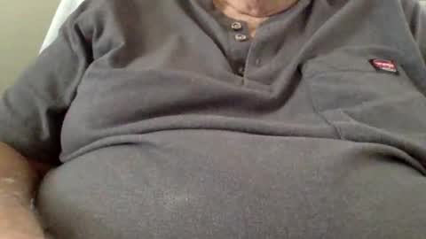 Snapshot of littlemaff chatting on November 2025 06:43:02 PM Maff online show from November 2025 06:43:02 PM