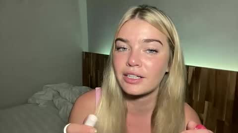 Snapshot of littlemaryjane19 chatting on March 2026 04:45:02 AM Marciabrady online show from March 2026 04:45:02 AM