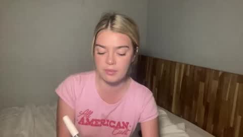 Snapshot of littlemaryjane19 chatting on April 2026 07:52:01 AM Marciabrady online show from April 2026 07:52:01 AM