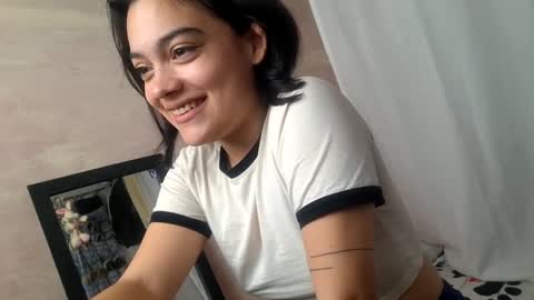 Melia online show from September 2025 08:08:01 PM