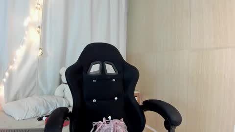 MELODY online show from February 2026 12:44:02 AM