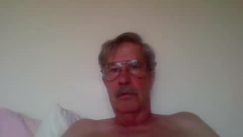 Snapshot of littlepetey17 chatting on October 2025 10:04:02 PM littlepetey17 online show from October 2025 10:04:02 PM