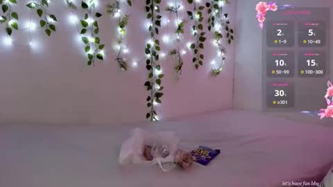 Moon online show from September 2025 12:16:01 AM