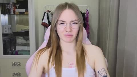 Eliana online show from January 2025 12:06:01 PM