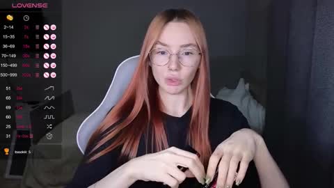 Eliana online show from November 2025 10:41:02 AM