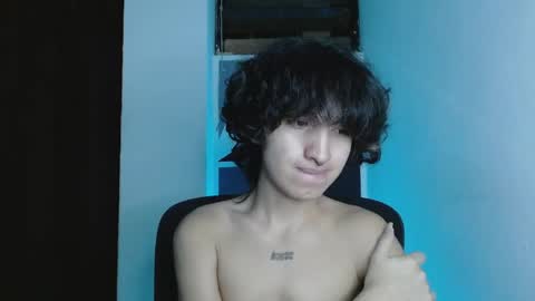 Snapshot of littlextrem chatting on May 2026 02:09:02 AM Eros online show from May 2026 02:09:02 AM