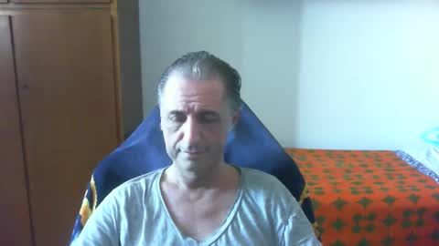 liuk53 online show from May 2026 12:43:02 PM