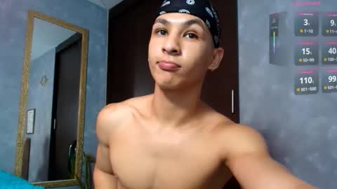 Snapshot of liuscast_22 chatting on September 2025 03:22:01 PM Luis Castro  online show from September 2025 03:22:01 PM