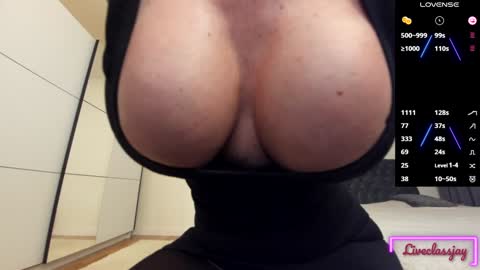 Snapshot of liveclassjay chatting on December 2024 12:01:02 AM jay online show from December 2024 12:01:02 AM