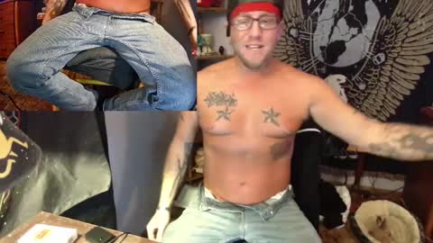 Snapshot of livingpuddle chatting on February 2025 08:25:02 PM livingpuddle online show from February 2025 08:25:02 PM