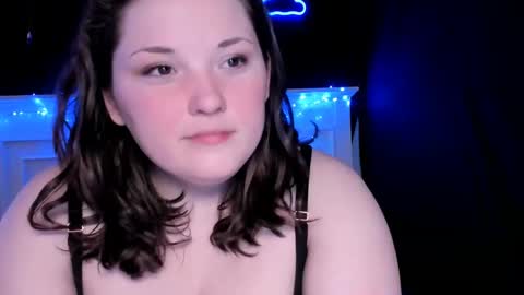 Snapshot of livinsubspace chatting on December 2024 06:06:02 AM Liv online show from December 2024 06:06:02 AM