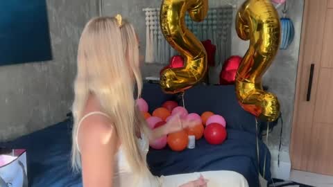 Snapshot of livslifee chatting on March 2026 01:18:01 AM olivia online show from March 2026 01:18:01 AM