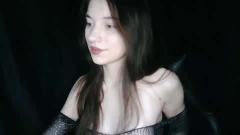 Snapshot of liza__kitty chatting on December 2025 12:23:02 PM Liza Kitty online show from December 2025 12:23:02 PM