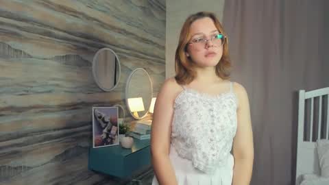 Lizbeth or Lizzy online show from December 2024 08:04:01 PM