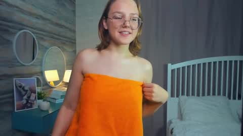 Lizbeth or Lizzy online show from December 2024 02:12:02 AM