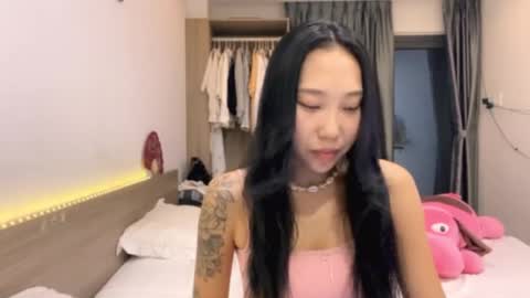 Snapshot of lizbethkvilhaug chatting on October 2025 12:14:01 PM Lizz online show from October 2025 12:14:01 PM