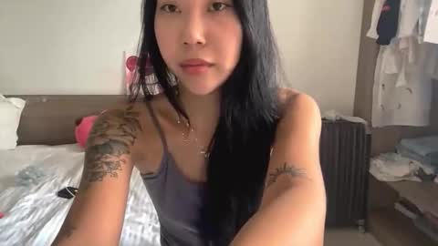 Snapshot of lizbethkvilhaug chatting on November 2025 06:24:02 AM Lizz online show from November 2025 06:24:02 AM