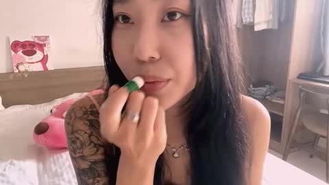 Snapshot of lizbethkvilhaug chatting on November 2025 07:19:02 AM Lizz online show from November 2025 07:19:02 AM