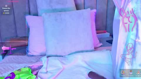 Liz online show from September 2025 07:17:02 PM