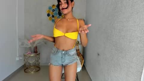 Lizza  online show from February 2026 12:21:01 PM