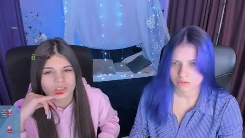 Snapshot of lizzie_boom chatting on January 2026 07:52:01 PM lizzie_boom online show from January 2026 07:52:01 PM