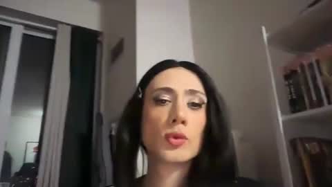 lizzy online show from March 2026 04:20:02 AM