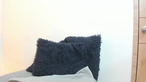 lizzie_williamss online show from December 2025 03:35:02 AM