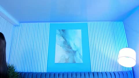 Lizzie Evan online show from October 2025 12:02:02 PM