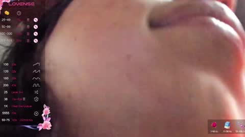 Snapshot of lizzy_kawuaii chatting on March 2025 08:56:02 AM lizzy online show from March 2025 08:56:02 AM