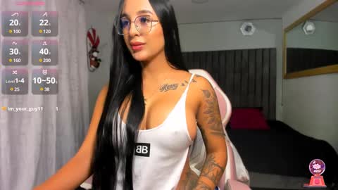 independent model online show from December 2024 06:49:02 PM