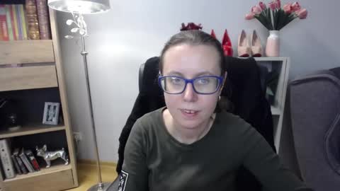 Lizzy online show from December 2025 05:35:02 AM