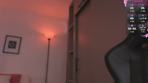 Lizzy Colins online show from July 2026 07:20:02 PM