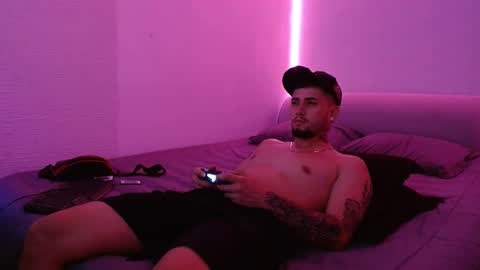 lliamm 2 online show from February 2025 08:53:01 PM