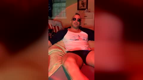 Snapshot of lljoey84 chatting on February 2026 05:03:02 AM lljoey84 online show from February 2026 05:03:02 AM