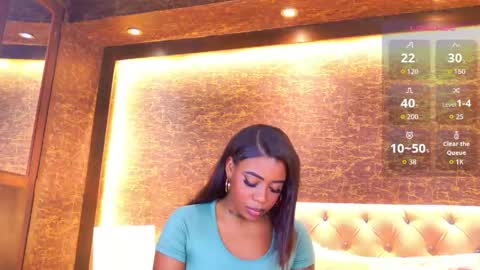 Snapshot of loana_vegas chatting on May 2026 05:31:01 PM LOANA online show from May 2026 05:31:01 PM