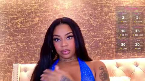 Snapshot of loana_vegas chatting on May 2026 05:21:02 PM LOANA online show from May 2026 05:21:02 PM