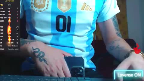 Snapshot of lobito_xxxl chatting on September 2025 11:52:01 PM lobito_xxxl online show from September 2025 11:52:01 PM