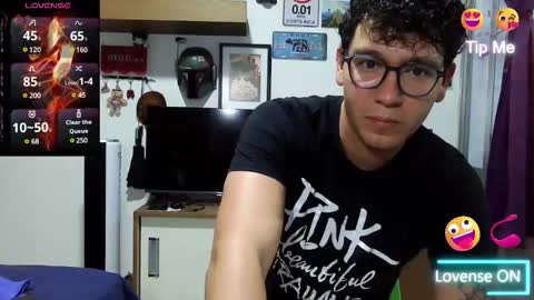 Snapshot of lobomx19 chatting on March 2025 12:59:01 AM Lobo online show from March 2025 12:59:01 AM