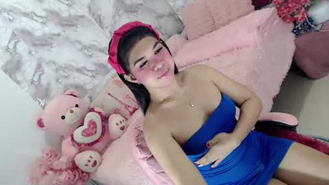 Thea online show from February 2026 08:27:02 PM